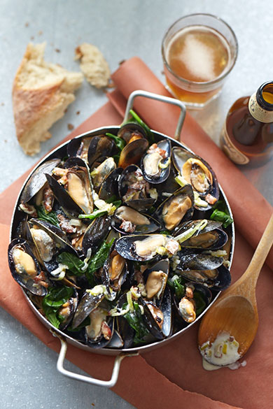 Food Photography Melt Magazine Mussels with Castello Blue Cheese Cream Sauce by BP imaging