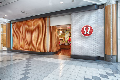 Lululemon yoga clothing and running gear storefront photography for Mapleview Shopping Centre Burlington, Ontario Ivanhoe Cambridge by BP imaging