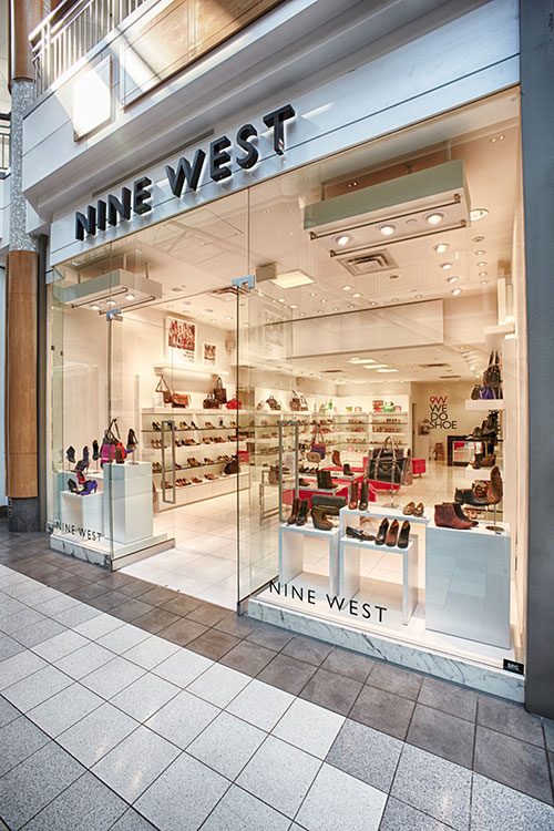 Nine West shoes and handbags storefront photography for Mapleview Mall Burlington, Ontario Canada Ivanhoe Cambridge BP imaging