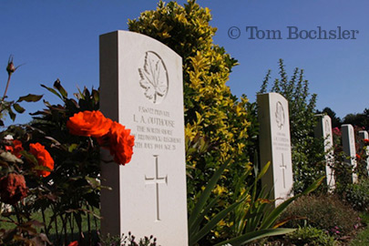 War Cemetery photography beny sur mer Tom Bochsler