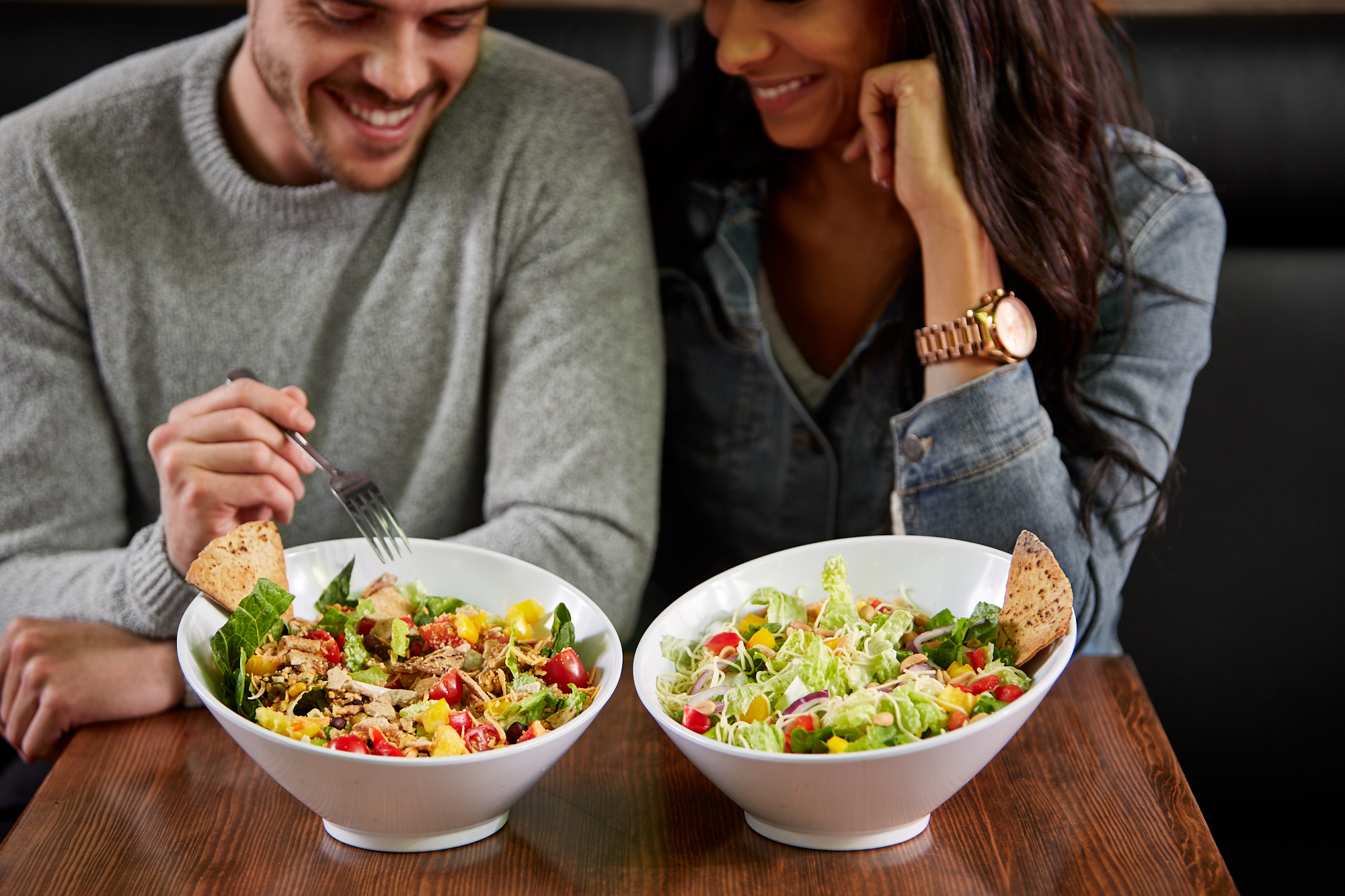 Lifestyle Photo - Couple Eating Out