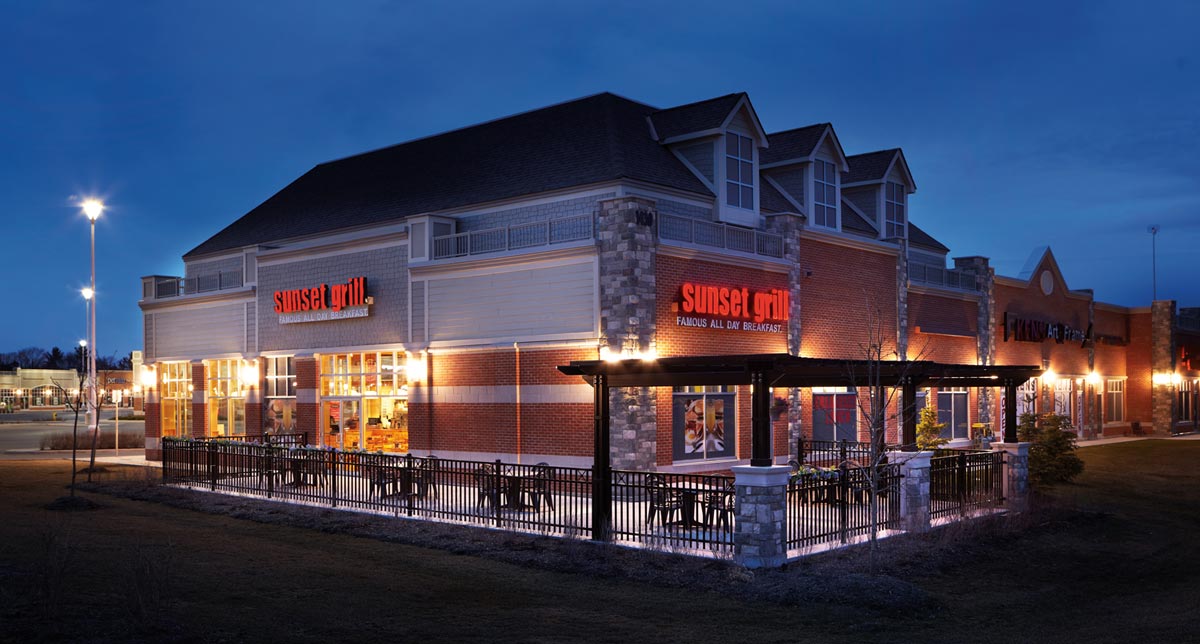 Restaurant Photography of outdoor and patio for Sunset Grill in Vaughan
