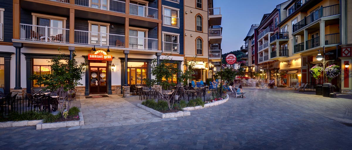 Restaurant Photography of exterior panoramic view of Sunset Grill in Collingwood