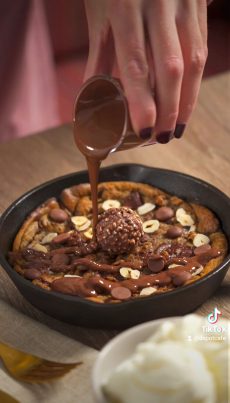 Content Creation - Dspot - Click to Play